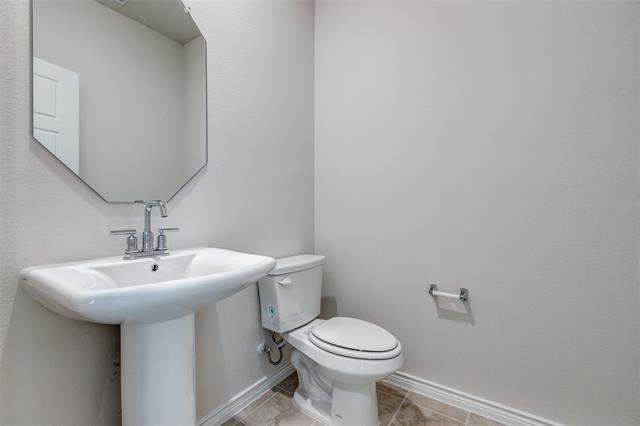 Building Photo - 1316 Rusted Rail Dr