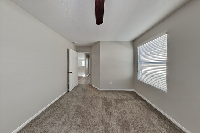 Building Photo - 3131 Zephyr Glen Way