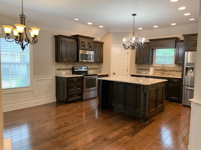 Building Photo - Beautiful home in Knights Mill S/D