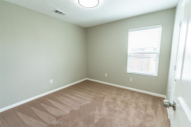 Building Photo - 12407 Nectar Ct