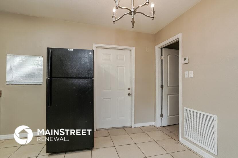 Building Photo - 1507 Gardenia Ave