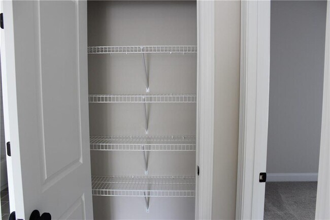 Building Photo - 4647 Molder Dr