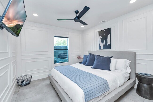 Building Photo - 2683 Blodgett St