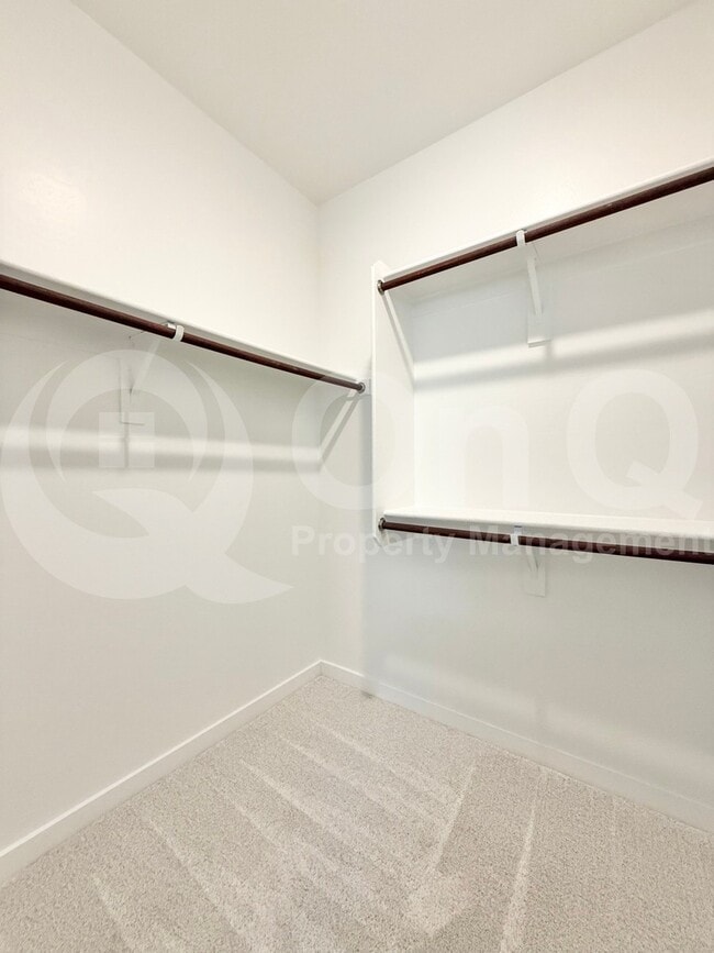 Building Photo - 3266 E Wild Dr