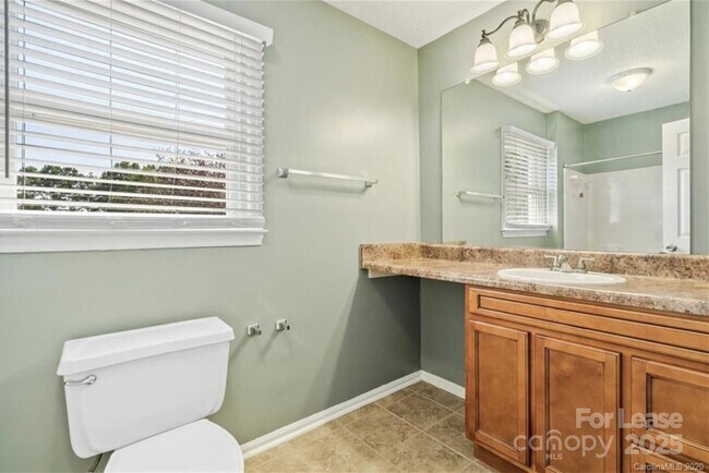Building Photo - 11610 Charnwood Ct