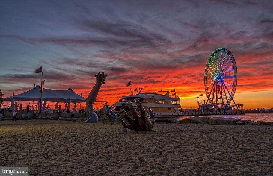 Building Photo - 104 Saint Ives Pl