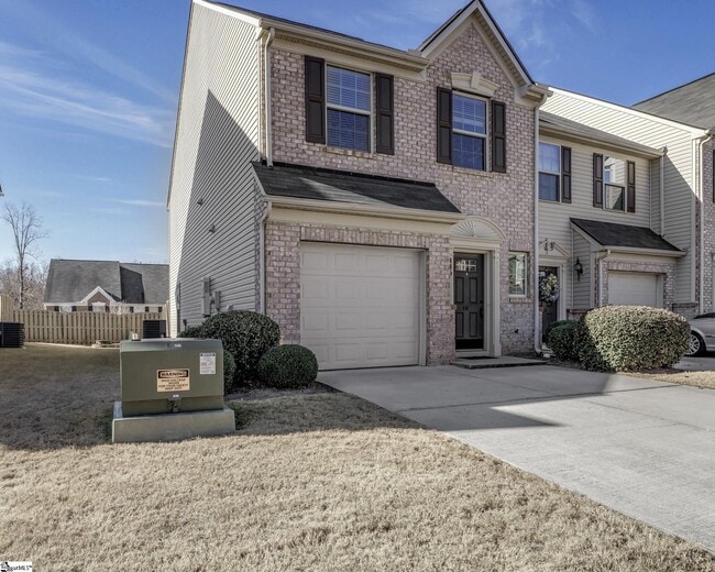 Building Photo - 446 Christiane Way