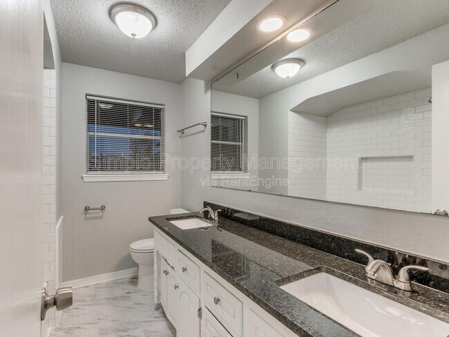 Building Photo - 1409 SW 81st St