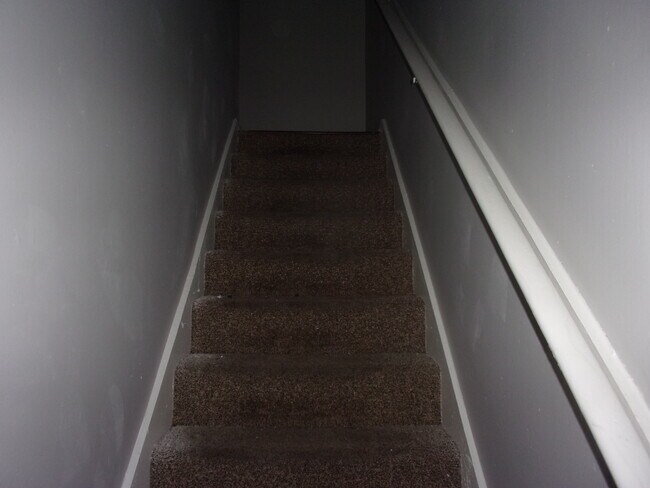 Building Photo - 5546 Apple Blossom Dr