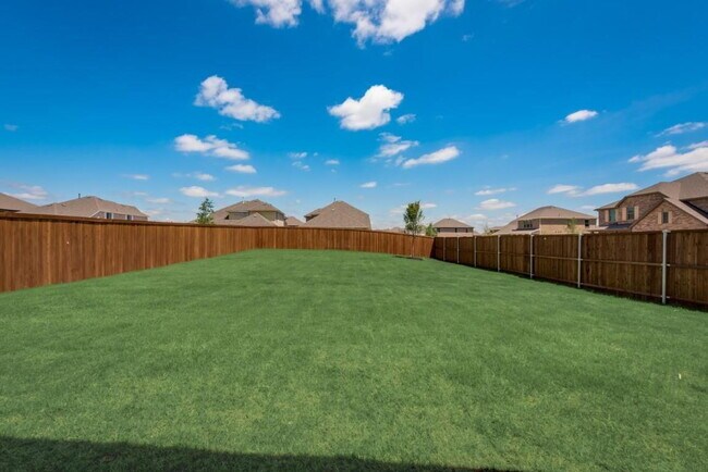 Building Photo - 2404 Swallowtail St