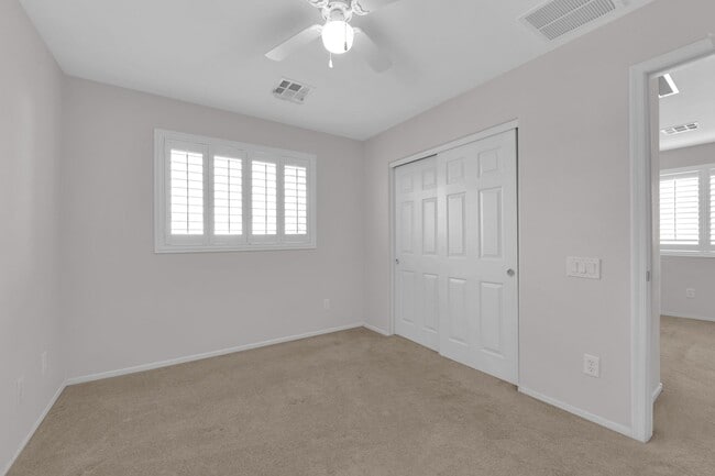 Building Photo - Upgraded 3 Bedrooms, 2.5 Bathrooms home in...