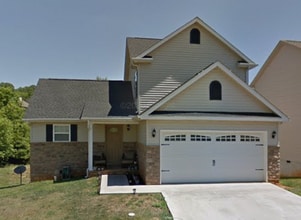 Building Photo - 9907 Thunderbolt Way