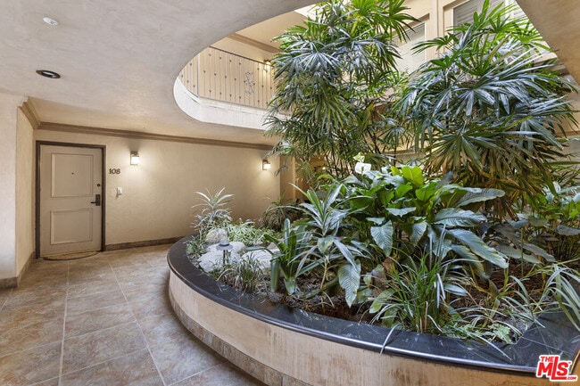 Building Photo - 1255 Federal Ave