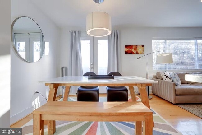 Building Photo - 4118 18th Rd N