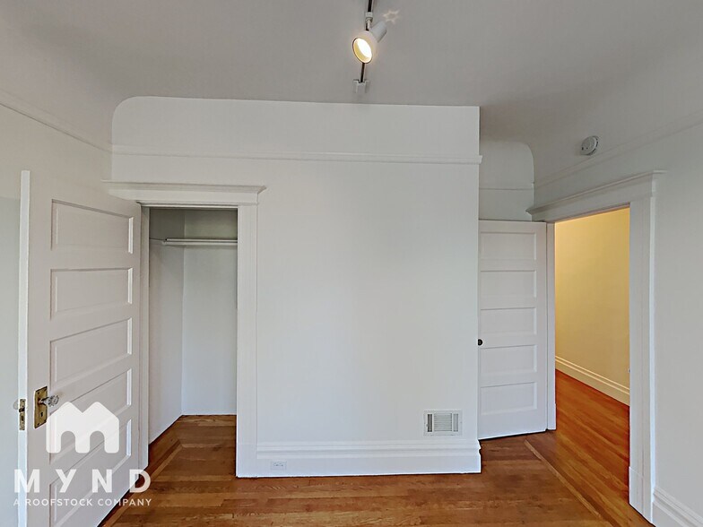 Building Photo - 22 Highland Ave