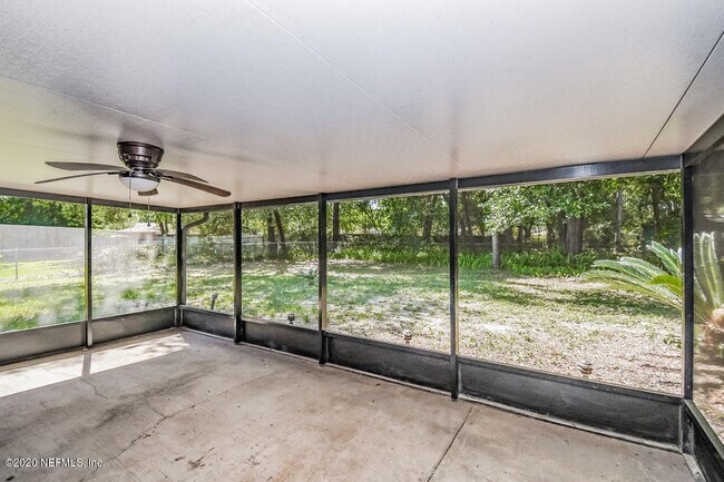 Building Photo - 1008 Turtle Creek Dr N