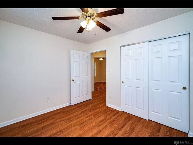 Building Photo - 2808 Woodman Dr