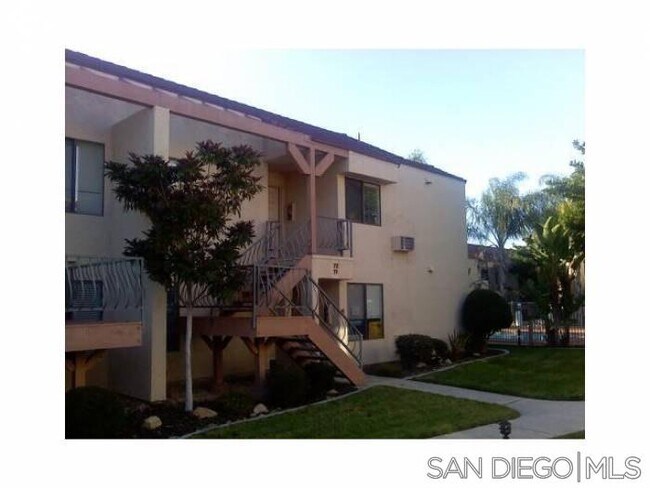 Building Photo - 10895 Camino Ruiz