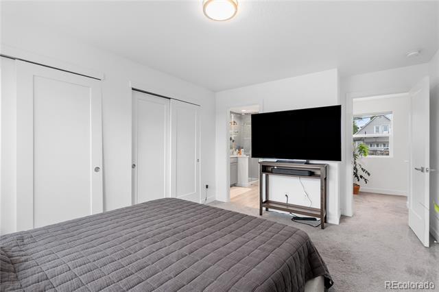 Building Photo - 1400 W Alaska Pl