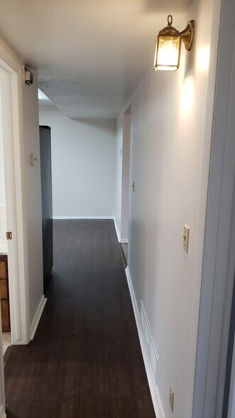 Hallway - 520 South 100 West