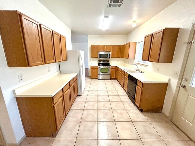 Building Photo - *COMING SOON* Gorgeous Two Story Three Bedroom Home!