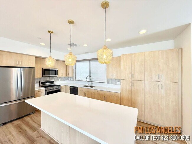 Building Photo - 10706 Octave Ln