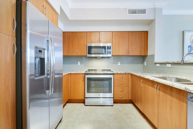 Building Photo - 804 E Windward Way