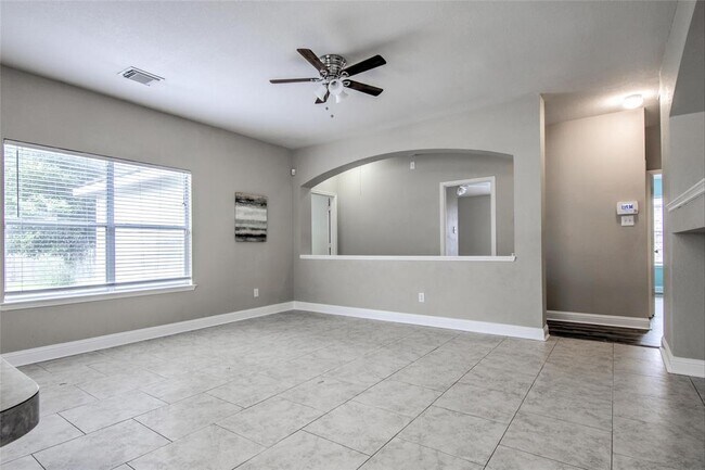 Building Photo - 518 Cedar Branch Dr