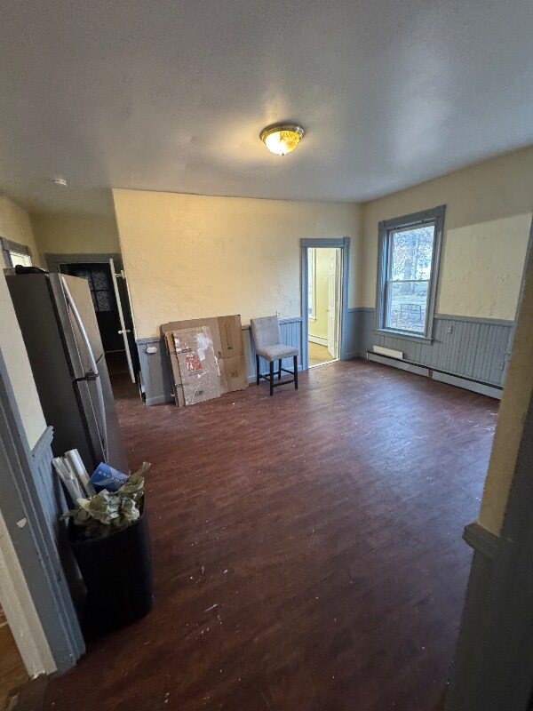 Building Photo - 21 Branch St