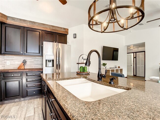 Building Photo - 2511 6th St NW