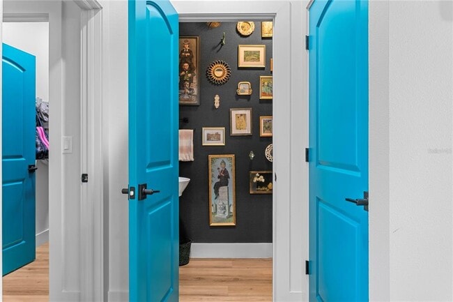 Building Photo - 2107 Branch Hill St