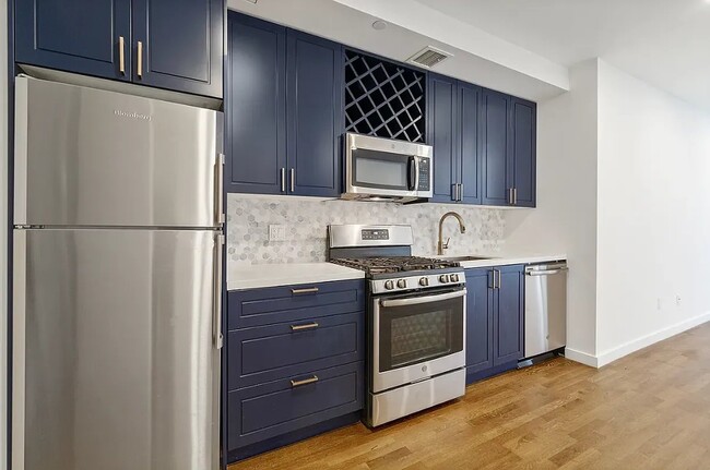 Building Photo - 41-32 27th St