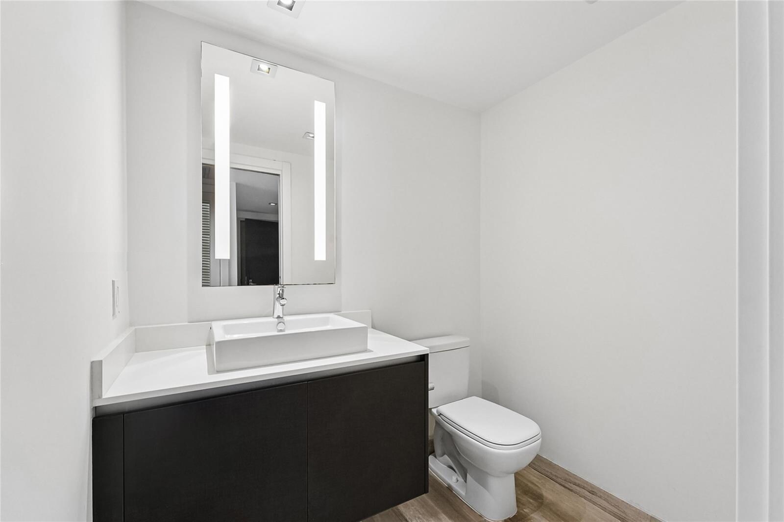 Building Photo - 1451 Brickell Ave
