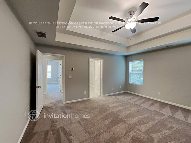 Building Photo - 229 N Fortune Way