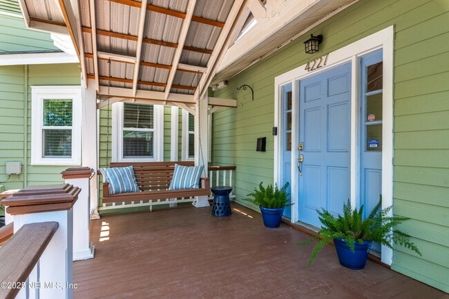 Building Photo - 4227 Woodmere St