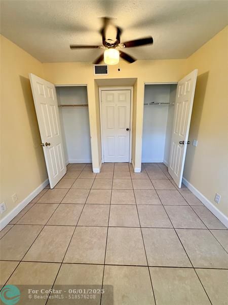 Building Photo - 5706 Blueberry Ct
