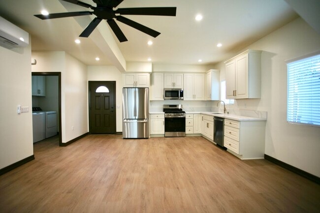 Building Photo - 2Br 2Ba Home in Blossom Valley