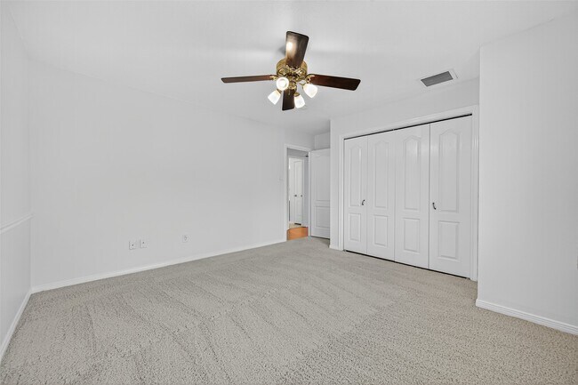 Building Photo - 2483 Hodges Bend Cir