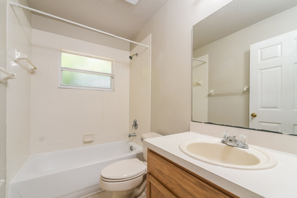 Building Photo - 213 Owenshire Cir