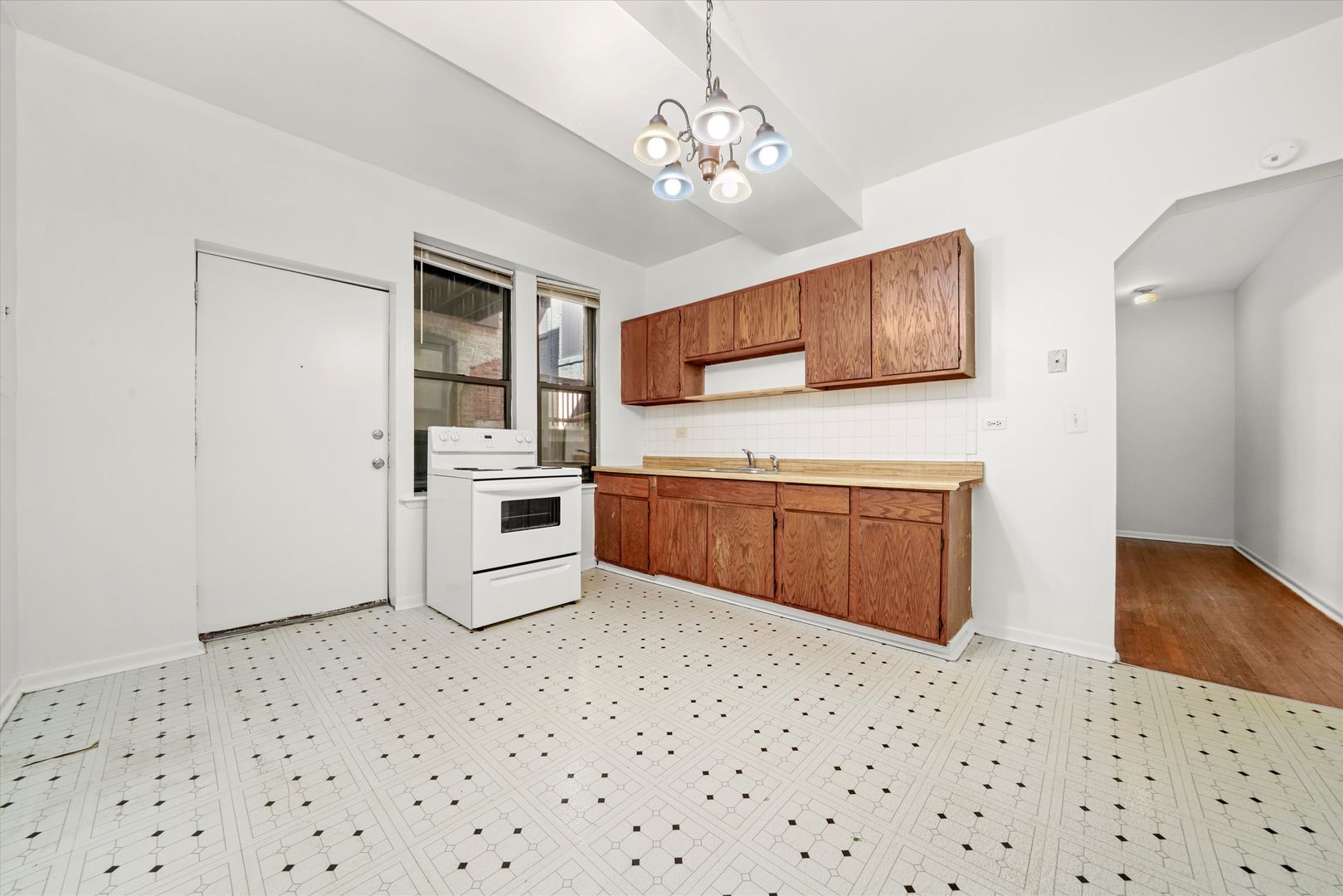 Building Photo - 2323 N Kedzie Blvd