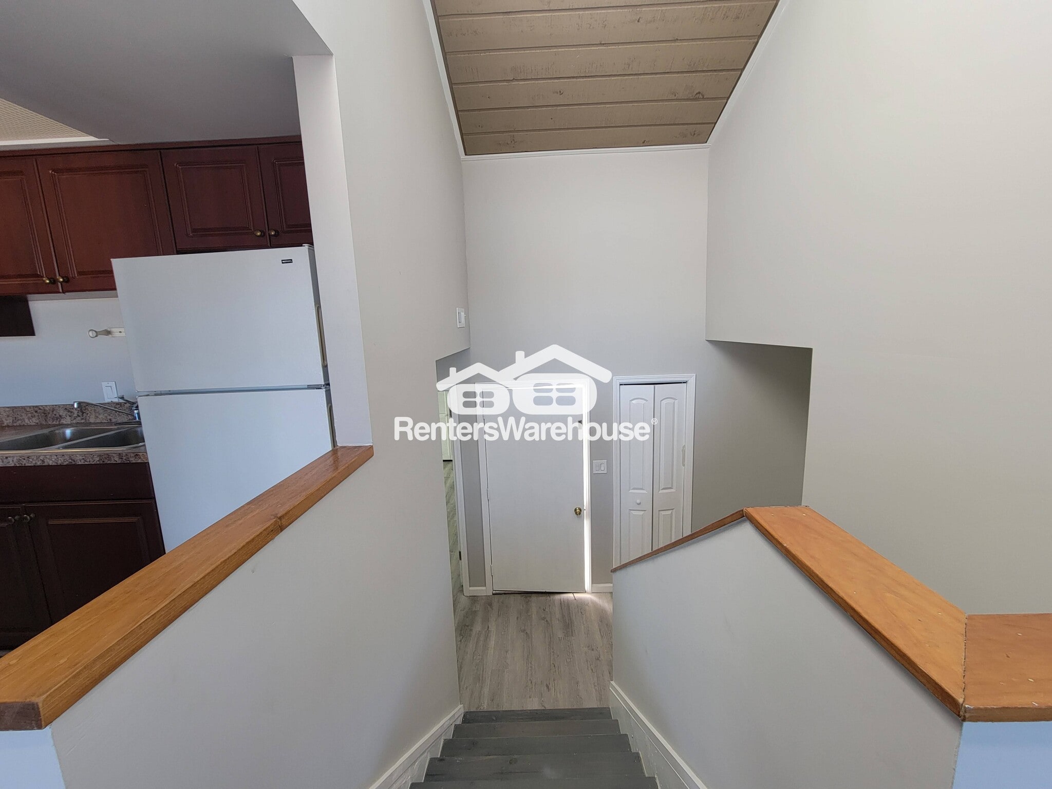 Building Photo - 269 Clearview Ct