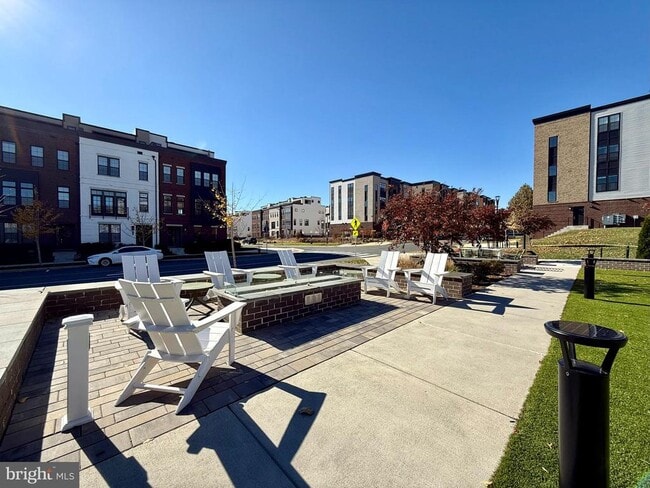 Building Photo - 43544 Jefferson Park St