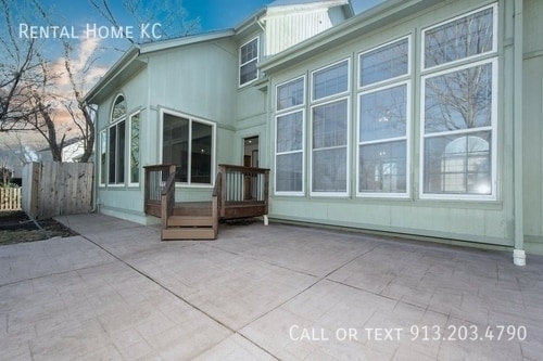 Building Photo - 18880 W 116th St