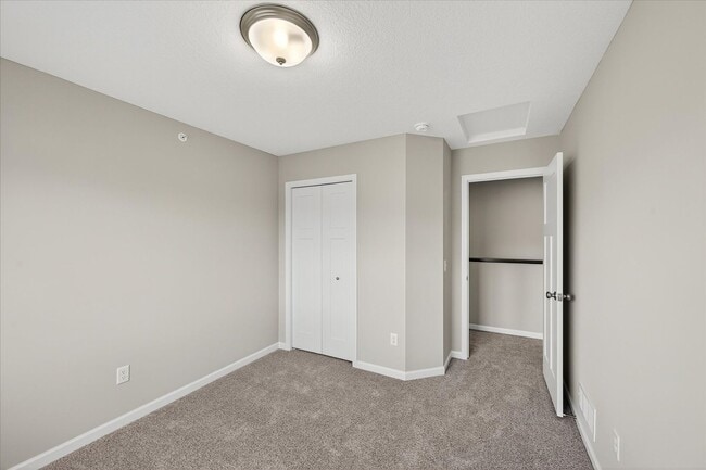 Building Photo - Rent this Brand New Townhome!