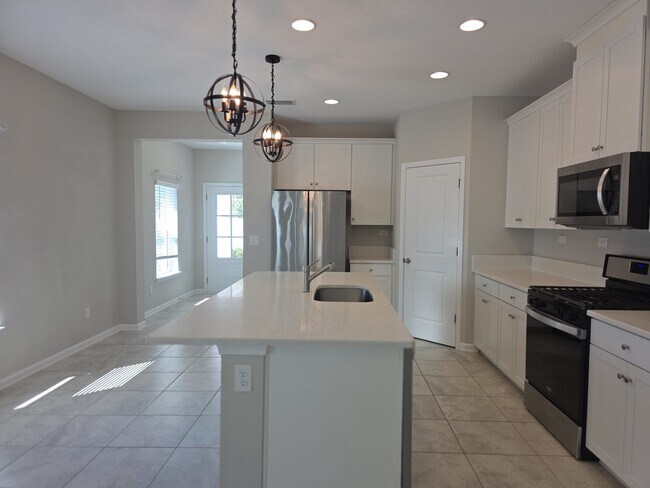 Building Photo - 312 Clarys Run