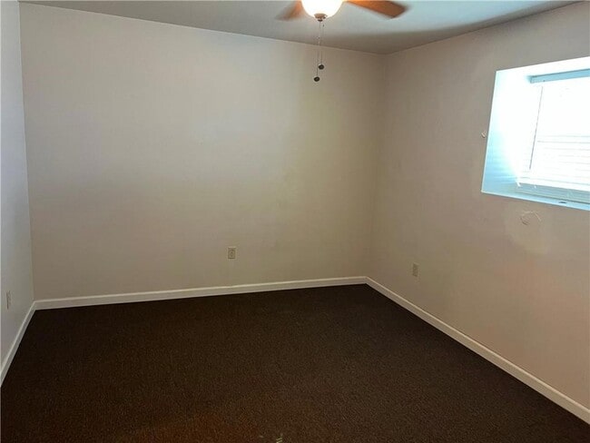 Building Photo - 316 Plantation Dr