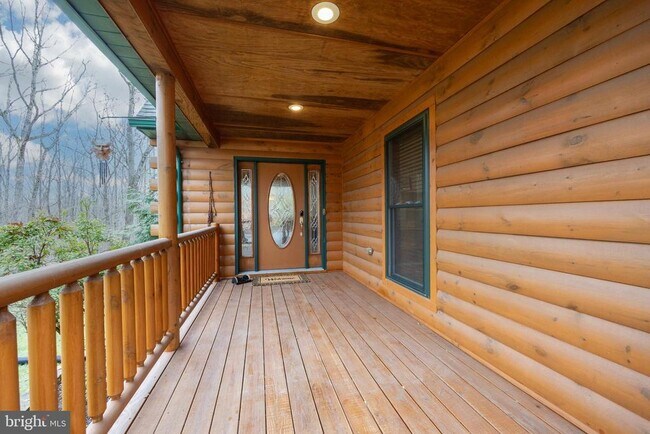 Building Photo - 1212 Acacia Dr
