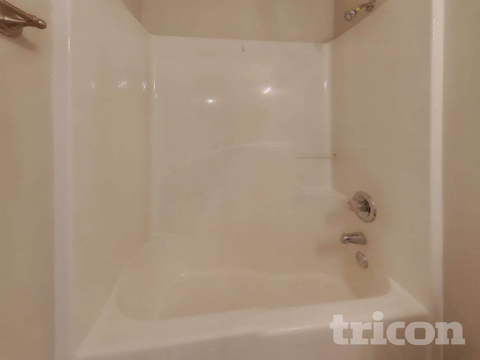 Building Photo - 660 Tipperary Rd