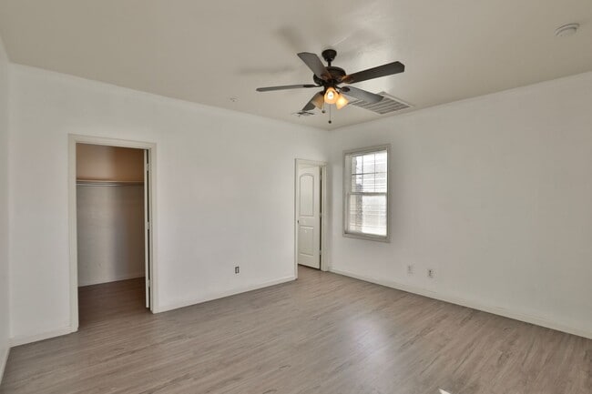 Building Photo - Beautiful Gilbert 3 bed/ 3 bath in Gilbert's The Gardens Community