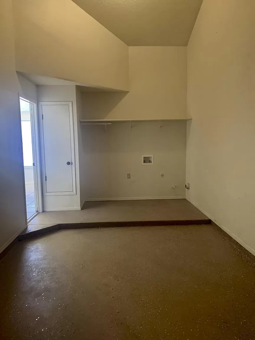 Building Photo - 10673 Onyxstone St